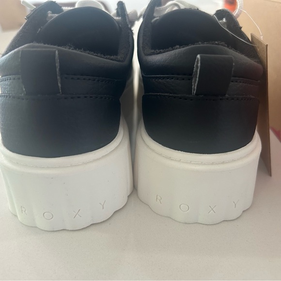 Roxy slip on. Platform sneakers brand new! - Picture 3 of 7